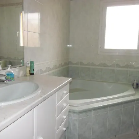 3 Chbs Piscine Chauffee Bordeaux Medoc * Blanquefort (Gironde)